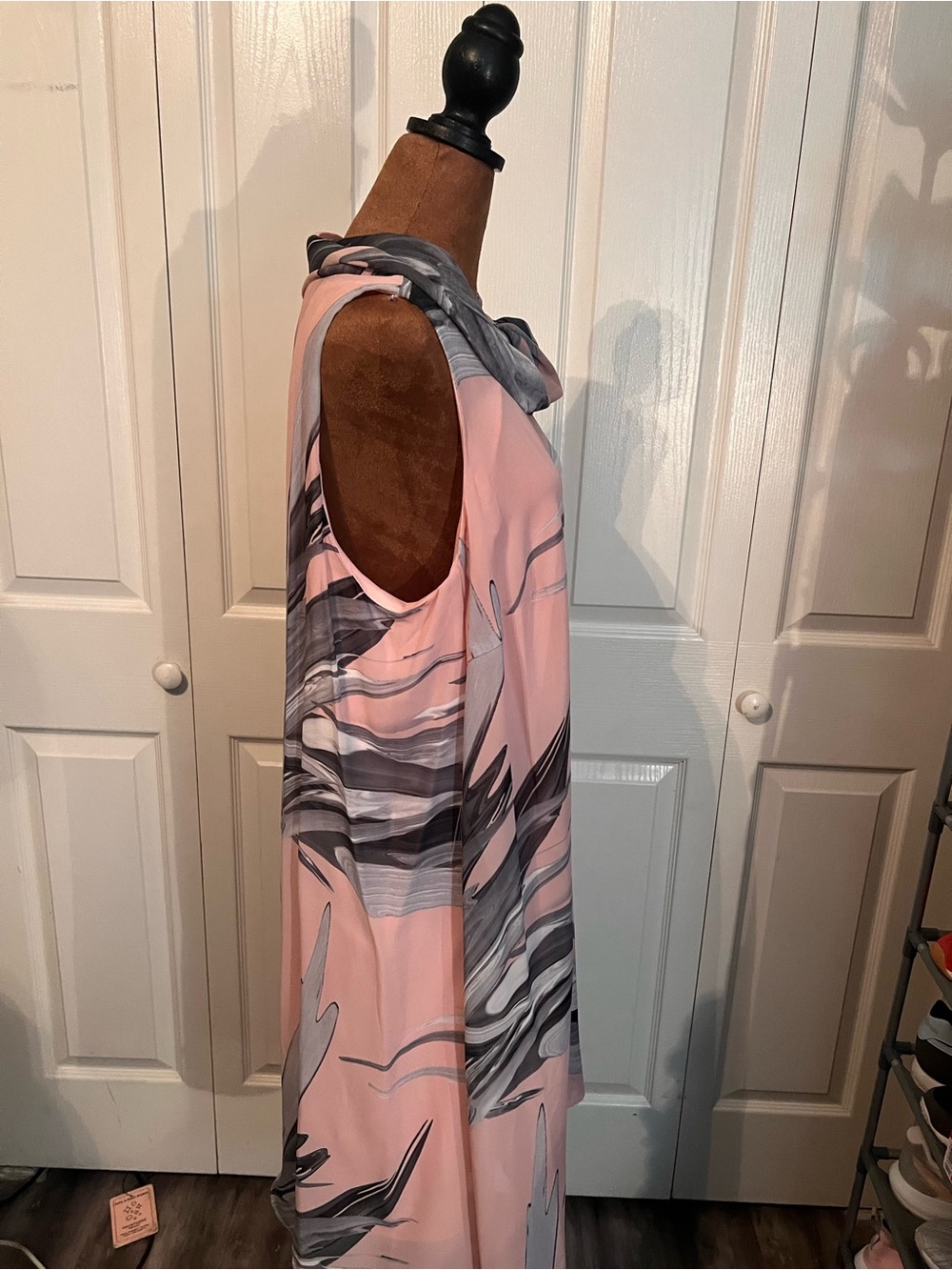 Signature by Robbie Bee Blush Pink Abstract Print Tie Shoulder Shift Dress - Picture 7 of 14
